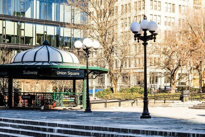 ニューヨークユニオンスクエアフードツアー：おいしいドーナツ＆スイートトリーツ