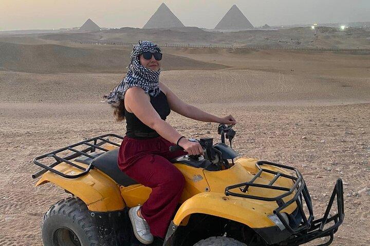 Piramidi di Giza, Sfinge, Camel Ride, ATV Bike, Shopping, Cena in crociera