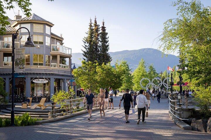 Vancouver Whistler Shannon Falls e tour in gondola dal mare al cielo