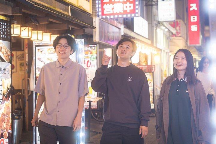 東京 : 新宿バークロールツアー - 3ドリンク＆ご当地グルメ -