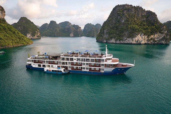 From Hanoi: 2-Day Luxury Cruise on Lan Ha Bay with Balcony Cabin