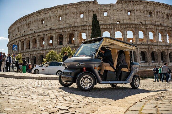 Tour gastronómico panorámico privado por Roma en carrito de golf con recogida en el hotel.