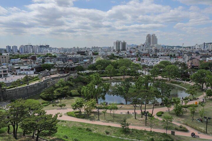 仁川空港と港からのフレキシブルなプライベートガイドツアー
