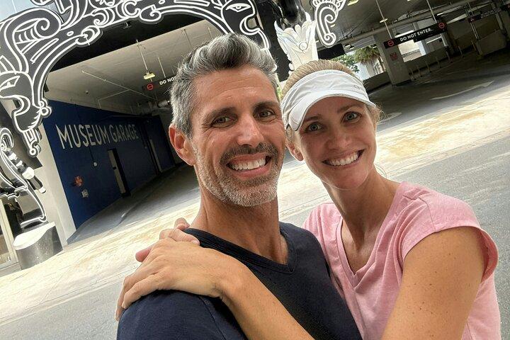 Miami Murder Mystery : Self-Guided Detective Walk