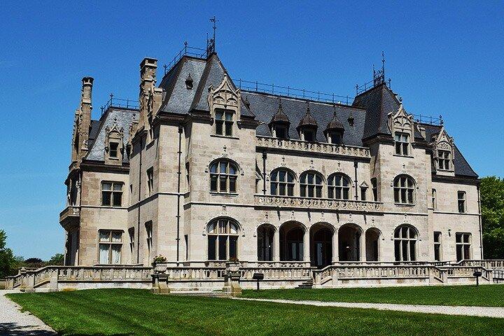 Tour in carrozza di Newport Gilded Age Mansions con biglietto per gli scassinatori (8 +)