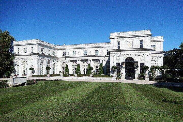 Newport RI Mansions Scenic Trolley Tour (Ages 8+ only)