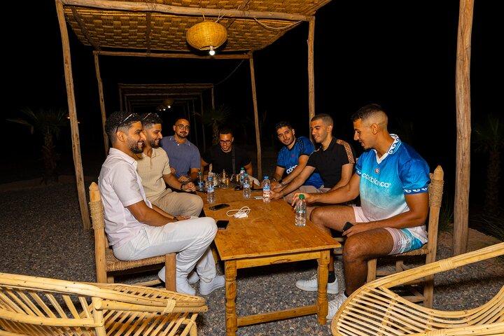 Agafay Desert Night Pass Dinner Show e Camel Ride Experience