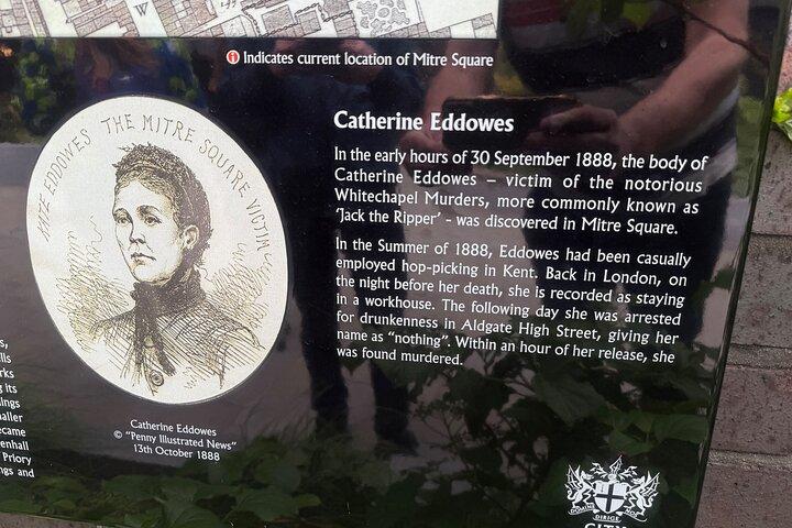 Jack the Ripper Themed Pub Crawl with Beer