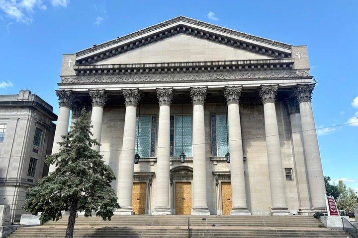 Un assaggio di due città: tour a piedi di cibo e storia di St. Louis