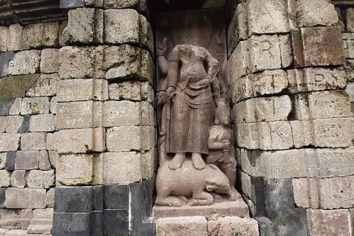 Tagestour nach Nepal Van Java & Selogriyo Tempel von Yogyakarta