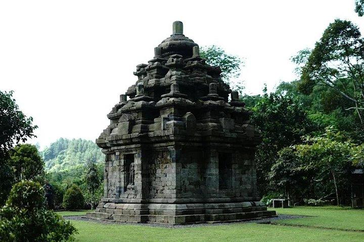 Tagestour nach Nepal Van Java & Selogriyo Tempel von Yogyakarta