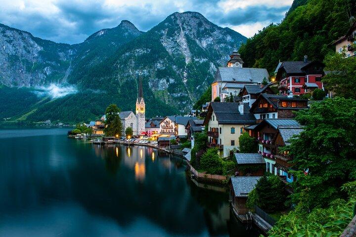 Hallstatt e Salisburgo Tour da Vienna con giro in barca