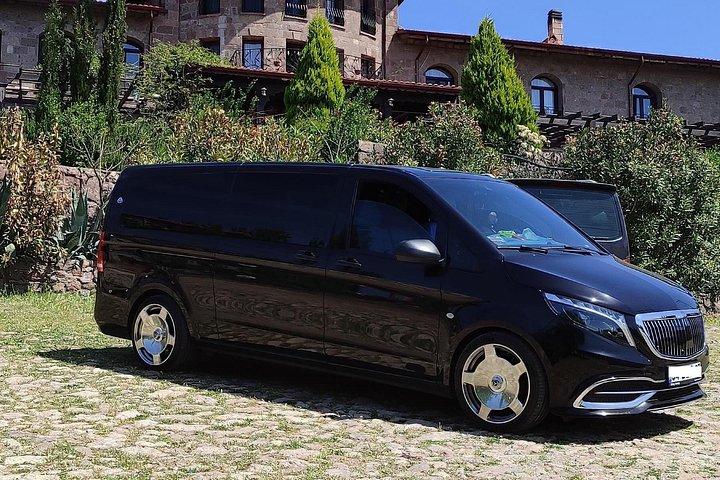 Luxury Mercedes Vito Airport Transfer in Istanbul