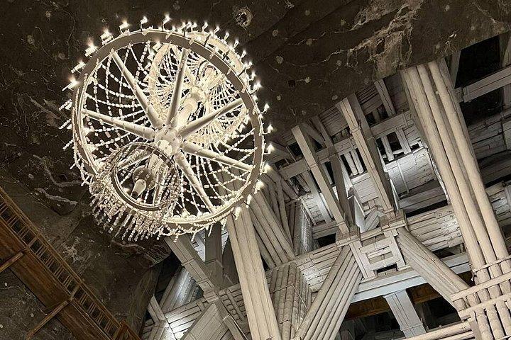 クラクフ発アウシュヴィッツ・ビルケナウとヴィエリチカ塩鉱山日帰りツアー
