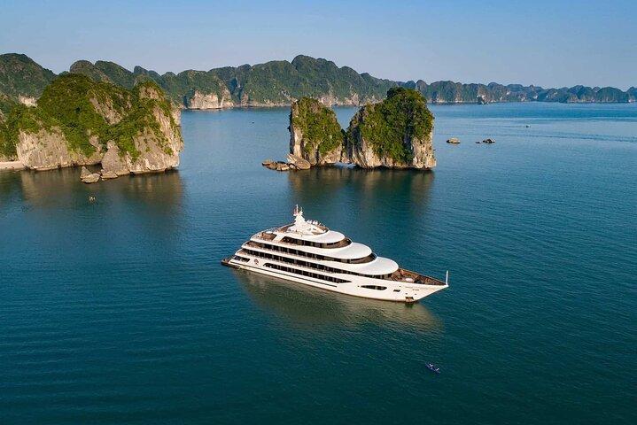 Ha Long Bay’s Splendor om bord på Scarlet Pearl 2 - Day Cruise