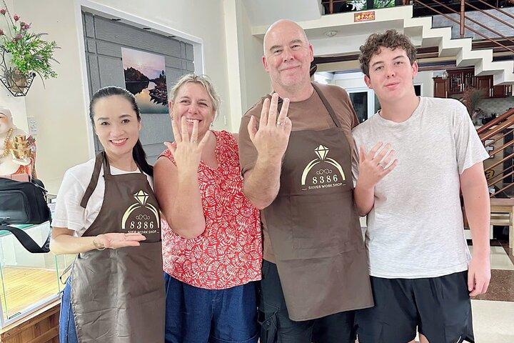 Silver Ring Crafting Workshop em Hoi An