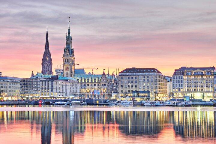 Privé directe transfer van Berlijn naar Hamburg, Engels sprekende chauffeur