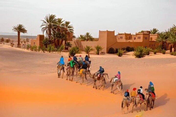 Tour di 10 giorni in Marocco da Marrakech: Deserto, Fes e Casablanca