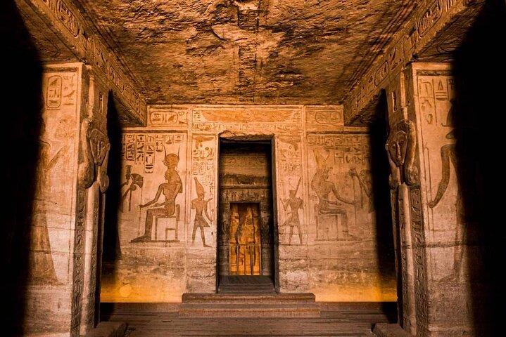 Heldagstur Abu Simbel från Aswan