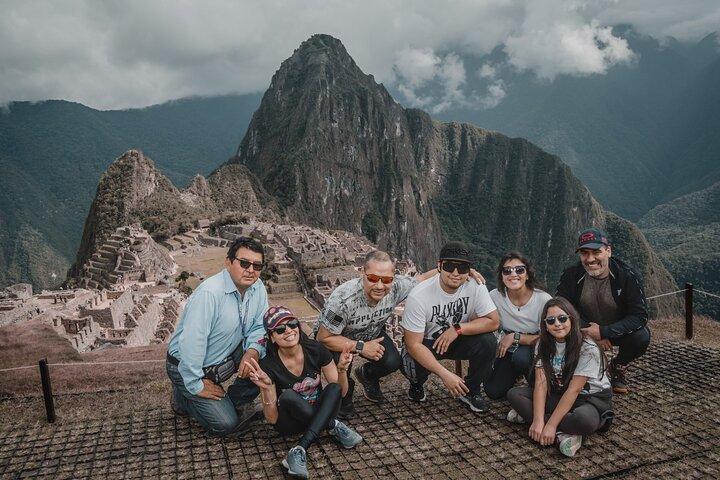 Premiumäventyr: Machu Picchu, Heliga Dalen och Regnbågsberget