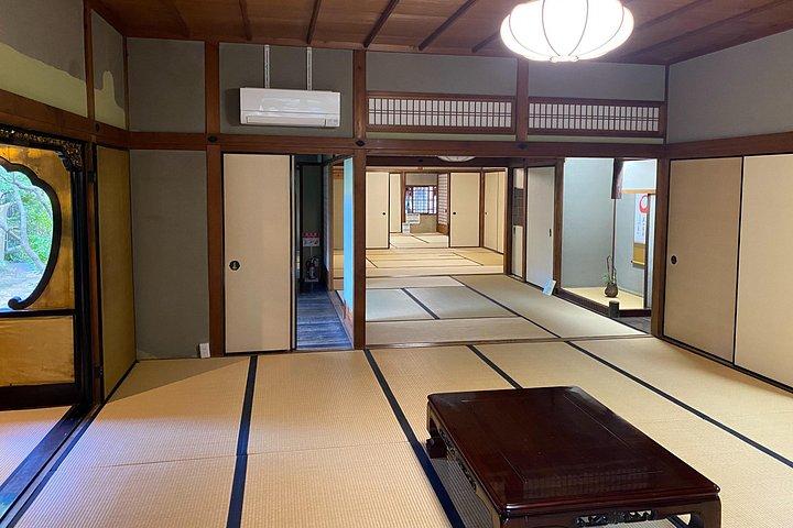 Nara Highlights Guided Tour by Private Car from Osaka