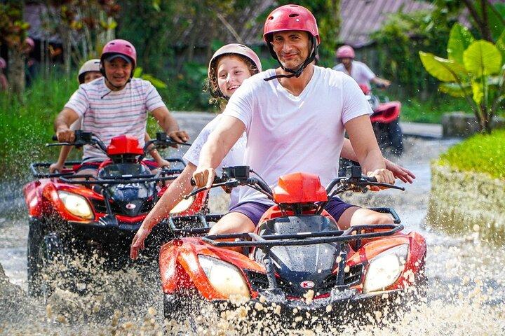 Ultimative Ubud ATV Experience Wasserfall Dschungel Trails und Tunnel