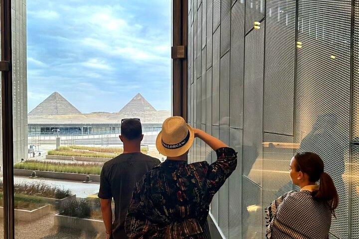 Führung durch das Große Ägyptische Museum und die Pyramiden von Gizeh