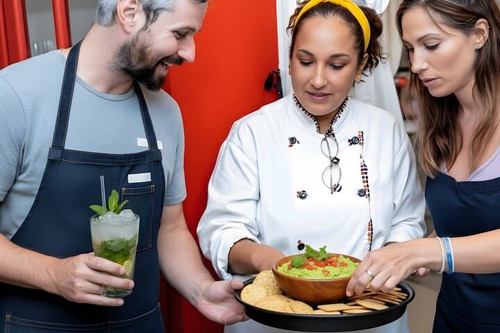 4h Cooking Class in Mexico City: 8 Recipes & Bottomless Drinks