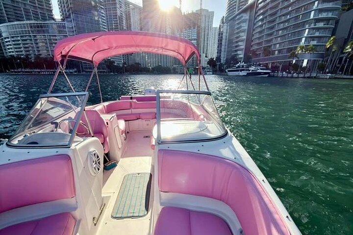 Noleggio barca privata a Miami per 10 persone