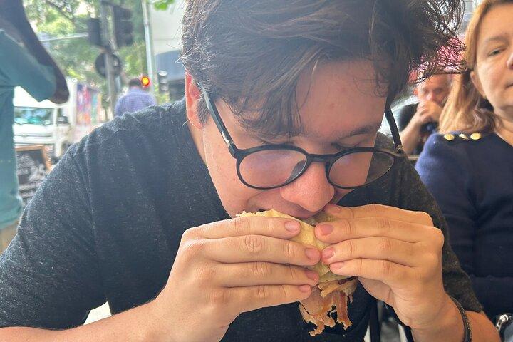 Rio : コパカバーナ・フードツアー（7つの味と地元の味）
