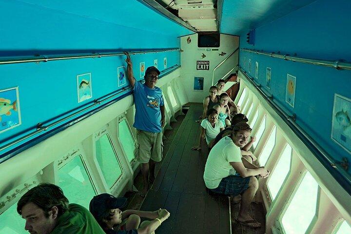 Roatan Glass Bottom Bootstouren und Strandoptionen
