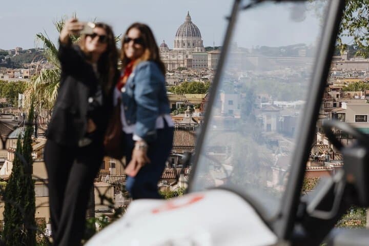 Semi Private Best of Rome Golf Cart Tour