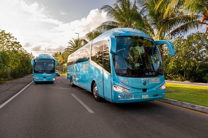Autobús de ida y vuelta y ferry de Cancún a Cozumel
