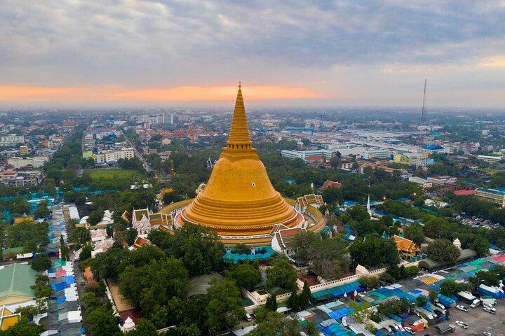Nakhon Pathom : Don Wai Markt, Wat Samphan, Bubble in het bos