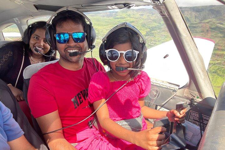 Maui-PRIVATE-Air Tour : SKY-ROAD to HANA : 溶岩＋ジャングルの滝！