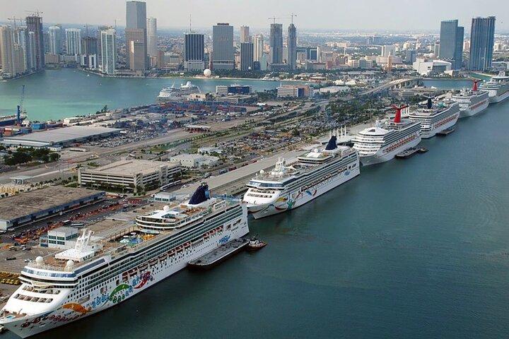 Private Gruppe Luxus-Shuttle Hafen von Miami Transfer Service
