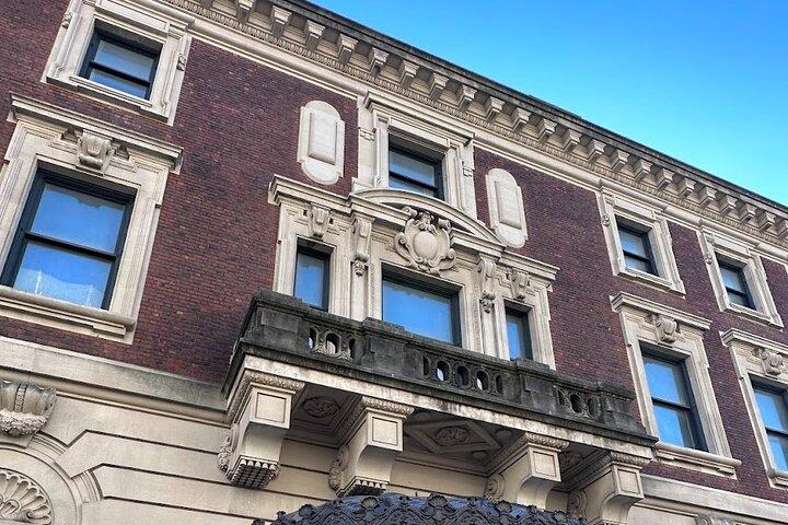 Bowery Boys' Gilded Age Mansions of 5th Avenueウォーキングツアー