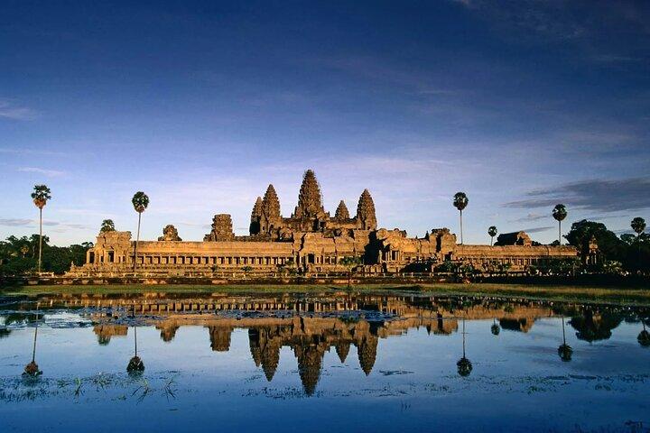 Excursão privada Angkor Wat Sunrise com Angkor Temples Pass