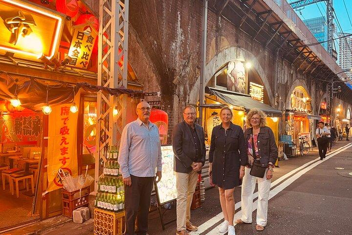 札幌：居酒屋＆屋台巡り（10品＋料理、ドリンク付き）