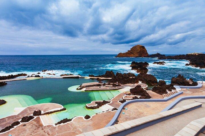 Heldagsjeepsafari Väst: Fanal, Porto Moniz, Seixal, Cabo Girão