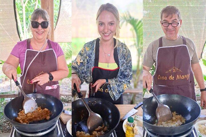 Corso di cucina thailandese e santuario degli elefanti: dal mercato alla foresta