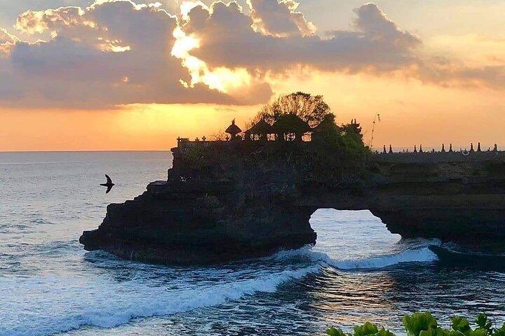 Ulundanu Bratan Temple, Risterrass och Tanah Lot Sunset Tour