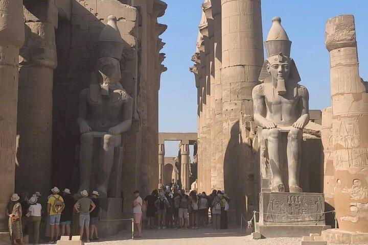 Privé Luxor 3_daagse rondreis oost , westoever van Luxor en Dendera