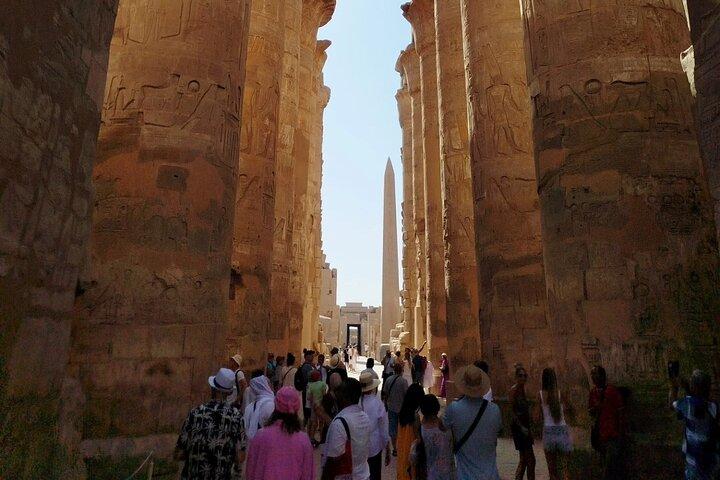 Privé Luxor 3_daagse rondreis oost , westoever van Luxor en Dendera