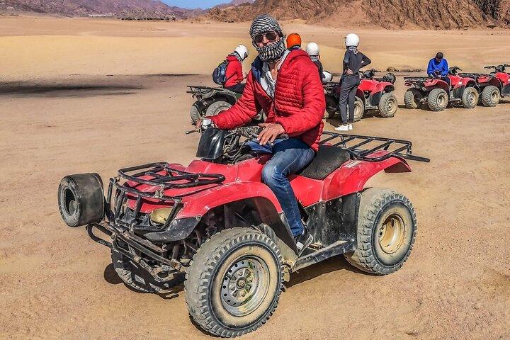 ATV Quad Bike 3 uur Sunset Safari met Camel Ride - Hurghada