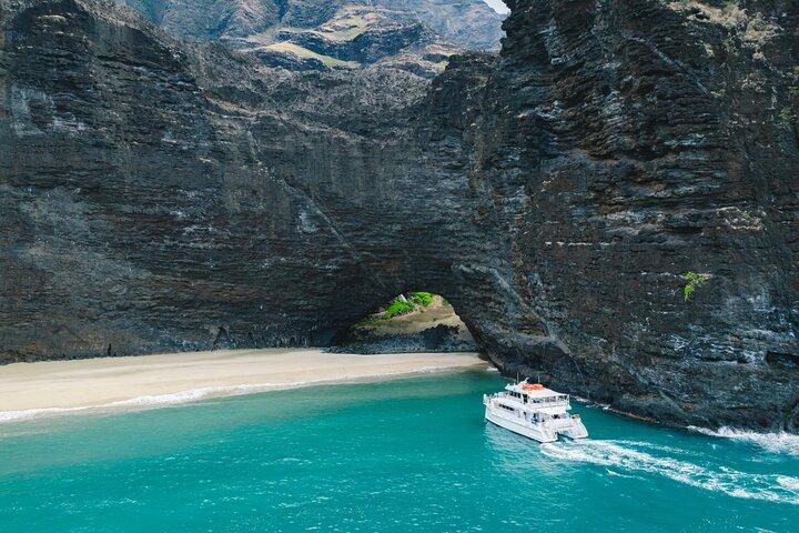 カウアイ島：レディカイラニでのラグジュアリーなナパリシュノーケル体験
