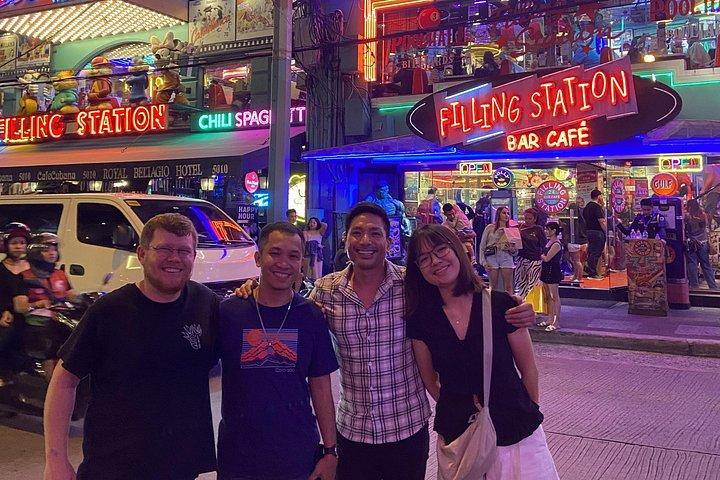 Makati: Music Clubs, Rooftops, and Go Go Bars Nightlife Tour