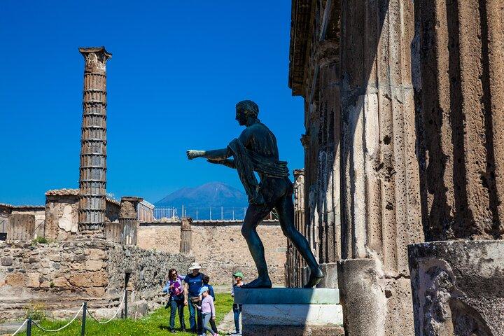 Visita guiada de dia inteiro a Pompeia e o Monte Vesúvio com acesso prioritário