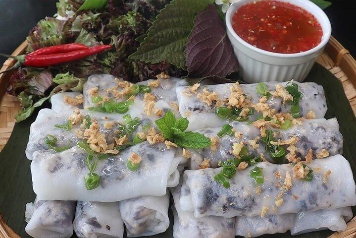 Hanoi Street Food Walking Tour med Train Street Experience