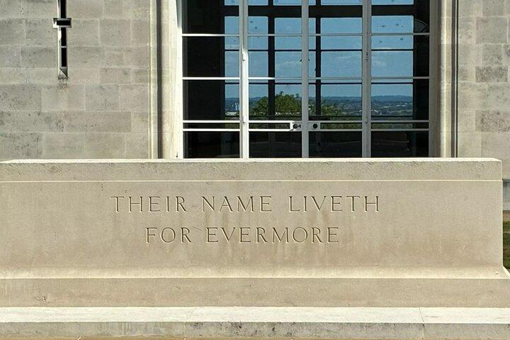 Runnymede Royal Air Forces Memorial : A Self-Guided Audio Tour (ラニーミード王立空軍記念碑: セルフガイドオーディオツアー)